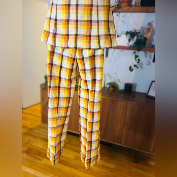 🌼 Vintage 1960s–Early 1970s Antigo Montreal Plaid Two-Piece Set - Picture 11 of 12